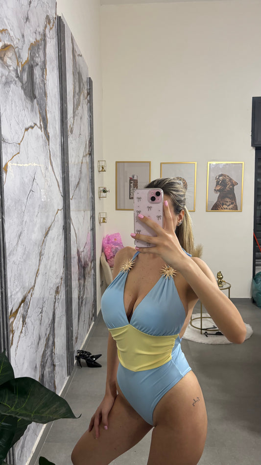 Costume